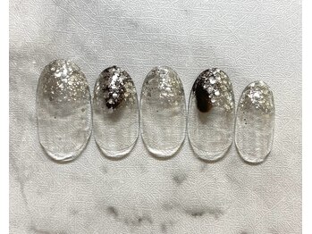 アミュレット(AMULET)/11月定額　5500円(税込)