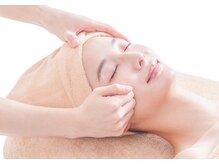 イービーシーシー新宿(e.b.c.c.)/【オプションケア】小顔ケア