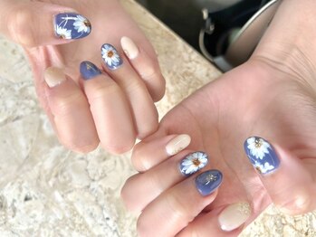 ネイルサロンアンドスクール ミュー(Nail Salon & school mieux)/存在感フラワーネイル