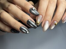エムアンドアール アイ アンド ブロウ ジーネイル(M&R eye&brow G nail)