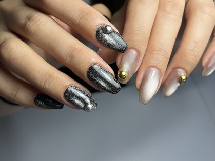 エムアンドアール アイ アンド ブロウ ジーネイル(M&R eye&brow G nail)の写真
