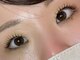 ハピネス(HAPPINESS)の写真/汗や湿気に負けないまつげで快適に！ナチュラルだけどぱっちりな目元♪お出かけ前にメンテナンス◎