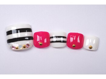 エリクサーネイル 池袋(Elixir Nail)/フットやり放題/クーポン使用