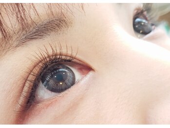 ピモ(Pimo)/ブラウンカラーでお目元明るく☆