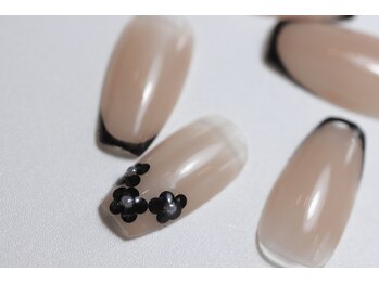 ネイルズ バイ ユイ 外苑前(Nails by Yui)/フラワーホログラムネイル