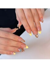 アモ(Amo)/爪の宝石箱