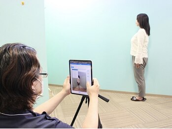 まちだ駅前鍼灸院 整骨院/３. 姿勢分析