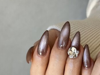 ラヴィッシュ(LAVISH)の写真/ショート～ロングまで幅広く対応☆自爪のような自然で美しい長さ出しで、ワンランク上の洗練された指先に◇