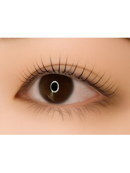 ナチュラル上品な目元にしたい