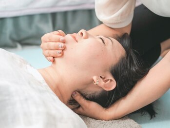サリー(Sally)の写真/【小顔＆姿勢を整えて身体の土台から美しく…◇】フェイスラインもスッキリし、小顔へと導きます♪