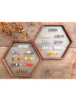 ショートネイルデザインが豊富