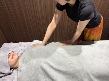 ファイン(FINE)の写真/全身リフレッシュ★駅チカ徒歩1分の極上空間で！ドライヘッドスパ付きの特別マッサージを体感ください♪