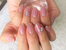 シンプルビジューネイル