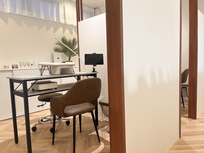 PlusEhiku四日市/ネイル/マツエク/まつげパーマ/LED/眉毛/パラジェル/フィルイン/オフの写真