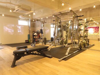 ベーレ(BELE)/トレーニングマシーン