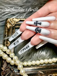 白黒クロム風ネイル