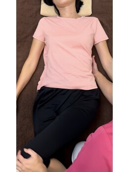 ゆらうみ鍼灸接骨院/腰の施術も仰向けでいたします