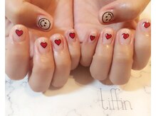 ネイルサロン ティフィン(tiffin)/親指のスマイルがポイント☆