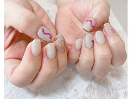 ～ぷっくりうねうねネイル～