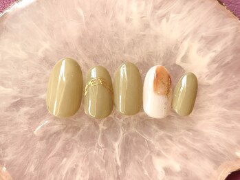 ネイルサロン フローリア(nail salon Florir)/グリーン×ホワイト