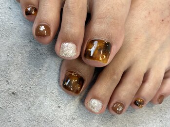 ネイルズピクシー ルヴィルーム(Nail's pixie REVI room)/フット持ち込みデザイン
