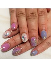 シェリ(cheri)/持ち込みジェルデザイン¥9,000