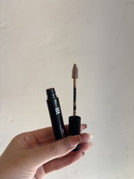 ワヴアイラッシュ(WUV eyelash)/アイブロウカラーリングマスカラ