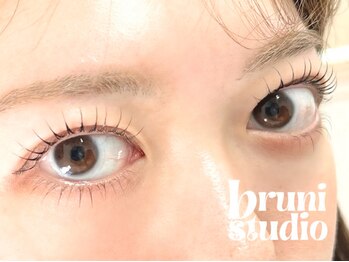 ブルーニスタジオ 表参道(bruni studio)/上下で中顔面短縮♪