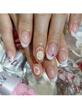 マムコレクション/ブローチ　フレンチ