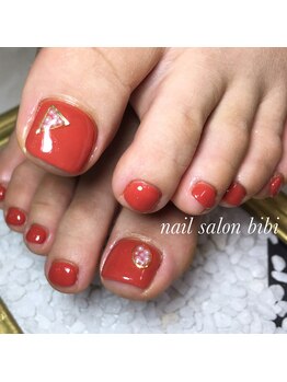 ネイルサロン ビビ(bibi)/大人の赤
