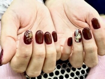 ミナネイル(mina-nail)/ワンカラーに+でアート￥4000