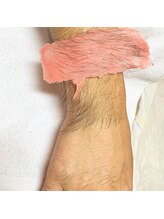 シャルマンブラン(CHARMANTBLANC)/手の甲ワックス