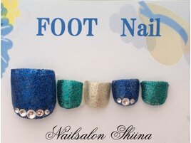 フットネイル8000円