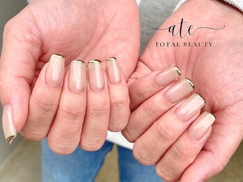 アテ(ate)/ミラースキニーフレンチネイル