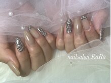 ララ(RaRa)/大人の冬ネイル