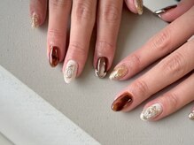 ネイルアンドアイラッシュ アウラ(AURA)