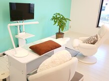 シュシュネイル(chou chou NAIL)の雰囲気（広々した店内☆）