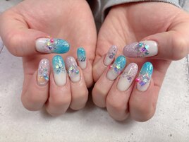 ラメグラデーションネイル
