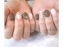 バーガンディ(BURGUNDY)/隠れミッキー