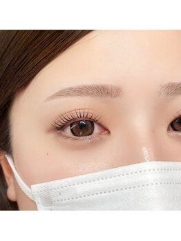 ニクシーアイブティック(Nixie Eye Boutique)/眉毛/まゆげ/美眉スタイリング