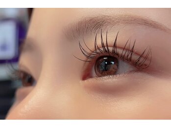 アロマテラピートータルエステサロンエナジー/LEDマツエクパーマ