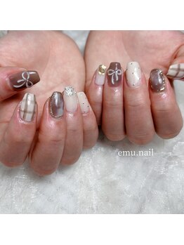 エムネイル(emu.nail)/リボンとチェックネイル