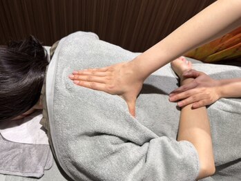 ファイン(FINE)の写真/ガチガチ首肩コリを深層まで徹底改善！完全個室で深層コリまでほぐすワンランク上の首肩ケアを体感♪
