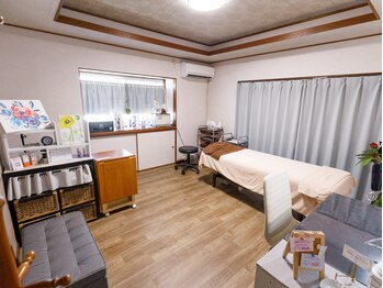 アピース(apiece)/完全プライベートな店内