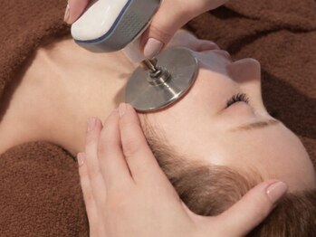 アヌヘア(Anuhea)の写真/【インディバ食いしばり小顔ケア】ですっきりリフトアップ！