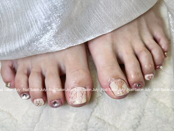 ジュライ(July)/フット持ち込みデザイン