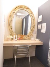 サロン リスペクト(Respect)/化粧台完備、ドライヤーもご用意