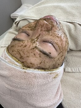 マヴィ 香里園店(MavY.)/ハーブピーリング