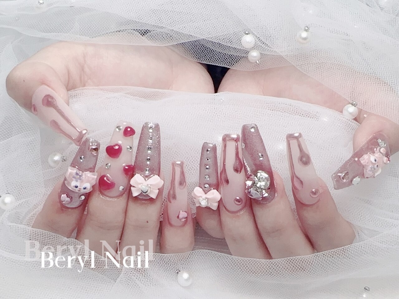 2025年-2026年冬トレンド】ハート バレンタインのネイルデザイン集