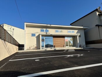 メンズ脱毛ダイアナ 松江店の写真/【男女OK☆】メンズ、レディースと入り口が別々で中で出会うことなく安心♪ご夫婦やカップルでの来店も◎